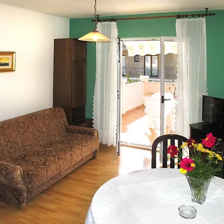 Haus Ljerka 210s *